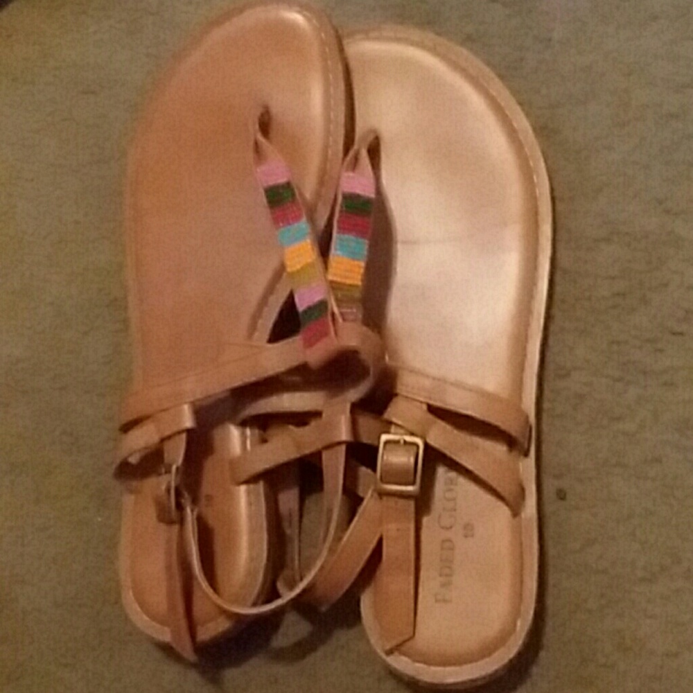 Sandles